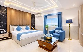 Hotel Transit International- Aerocity Delhi Airport